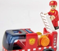 HAPE Feuerwehrauto Mit Sirene 5 HAPE Feuerwehrauto Mit Sirene -Hape Verkaufsgeschäft 11857969 03