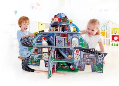 HAPE Riesige Bergmine 2 HAPE Riesige Bergmine – Bild 2