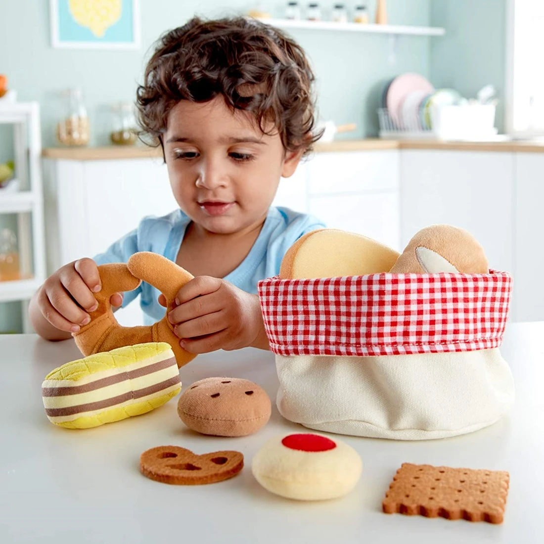 Hape E3168 Brotkörbchen Zubehör Für Kinderküchen Und Kaufmannsladen, Ab 18 Monaten 2 Hape E3168 Brotkörbchen Zubehör Für Kinderküchen Und Kaufmannsladen, Ab 18 Monaten – Bild 2